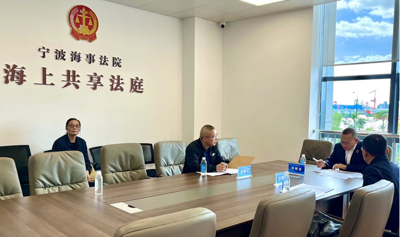 ”里“枫”景别样红冰球突破技巧“浙(图1)