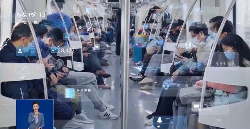 东拼西凑DeepSeek教程卖课冰球突破爆百万大奖转发提醒！有人(图4)