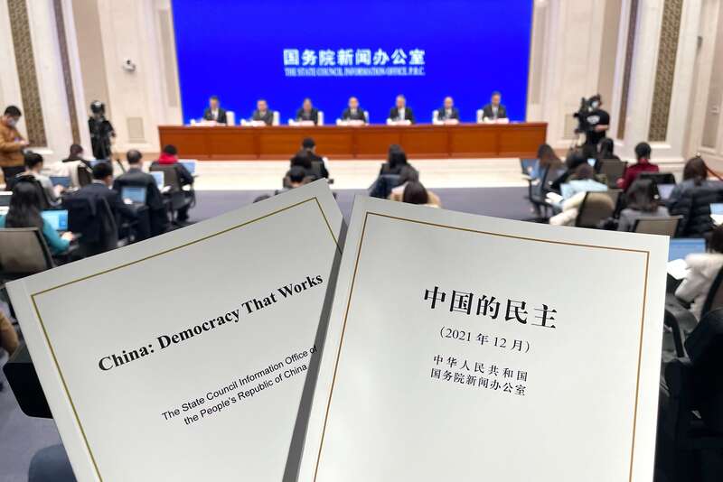 ”言献策读懂全过程人民民主冰球突破网站热解读｜从“键(图2)